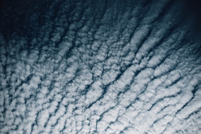 云在天空中创建一个纹理
